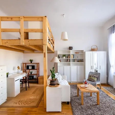 Bright Heaven Appartement